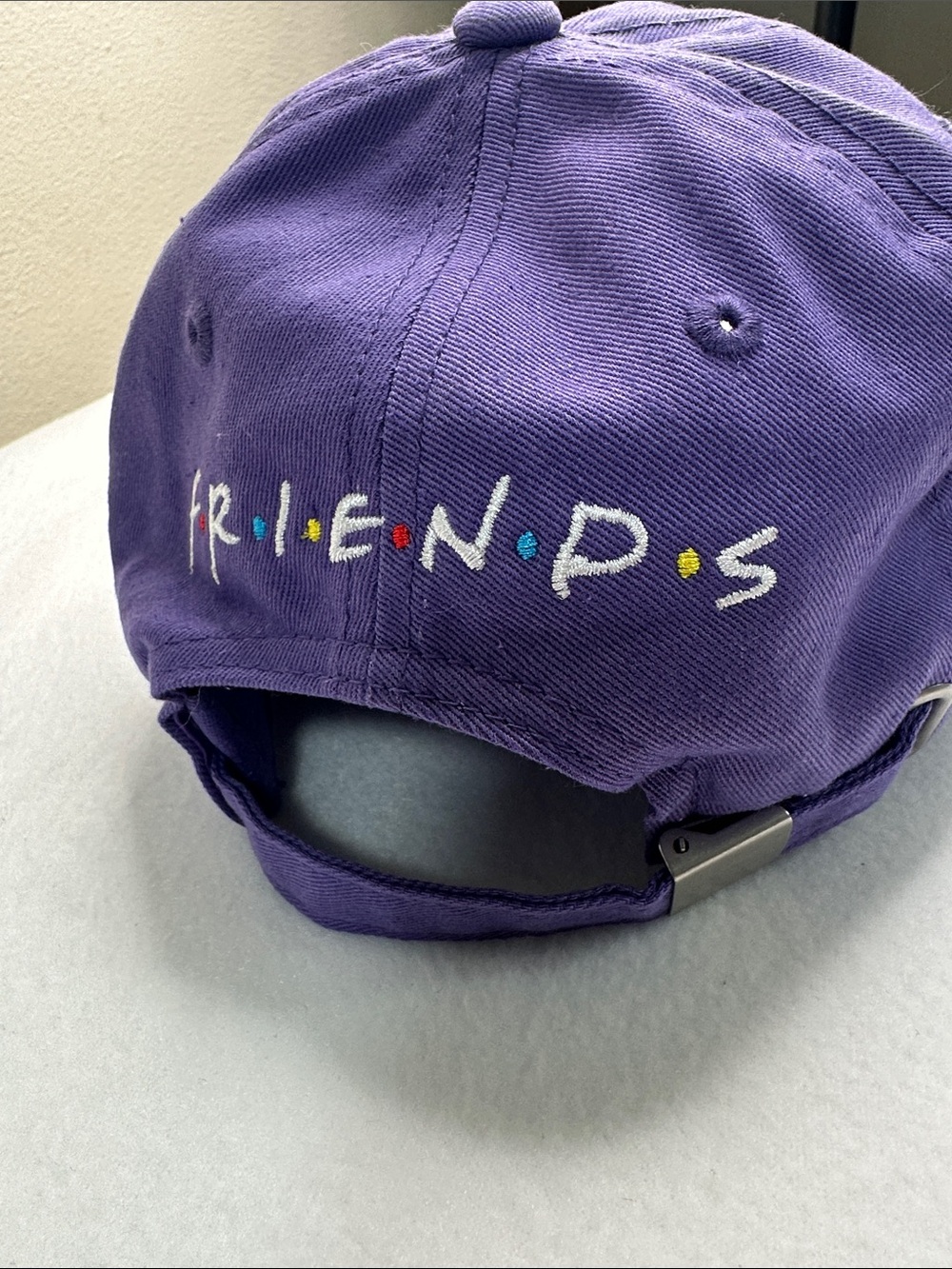 Purple Friends TV show peephole frame strapback baseball cap - Picture 4 of 15